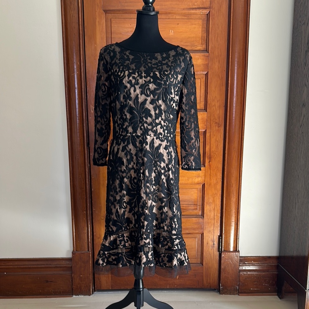 Tadashi Shoji Elegant Black Lace Dress